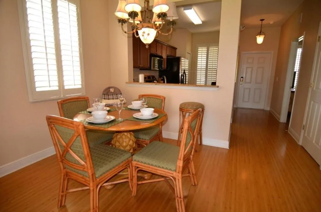 Semesterbostad 3500Cal Stunning Town Home In Regal Plams Four Corners