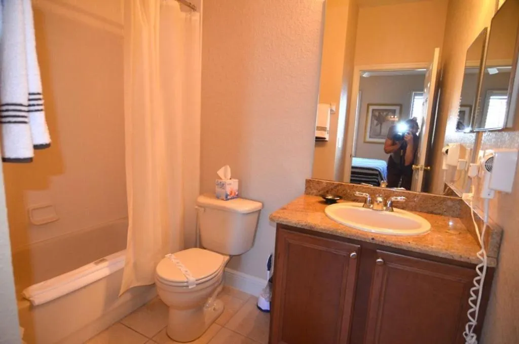 3500Cal Stunning Town Home In Regal Plams Four Corners Semesterbostad